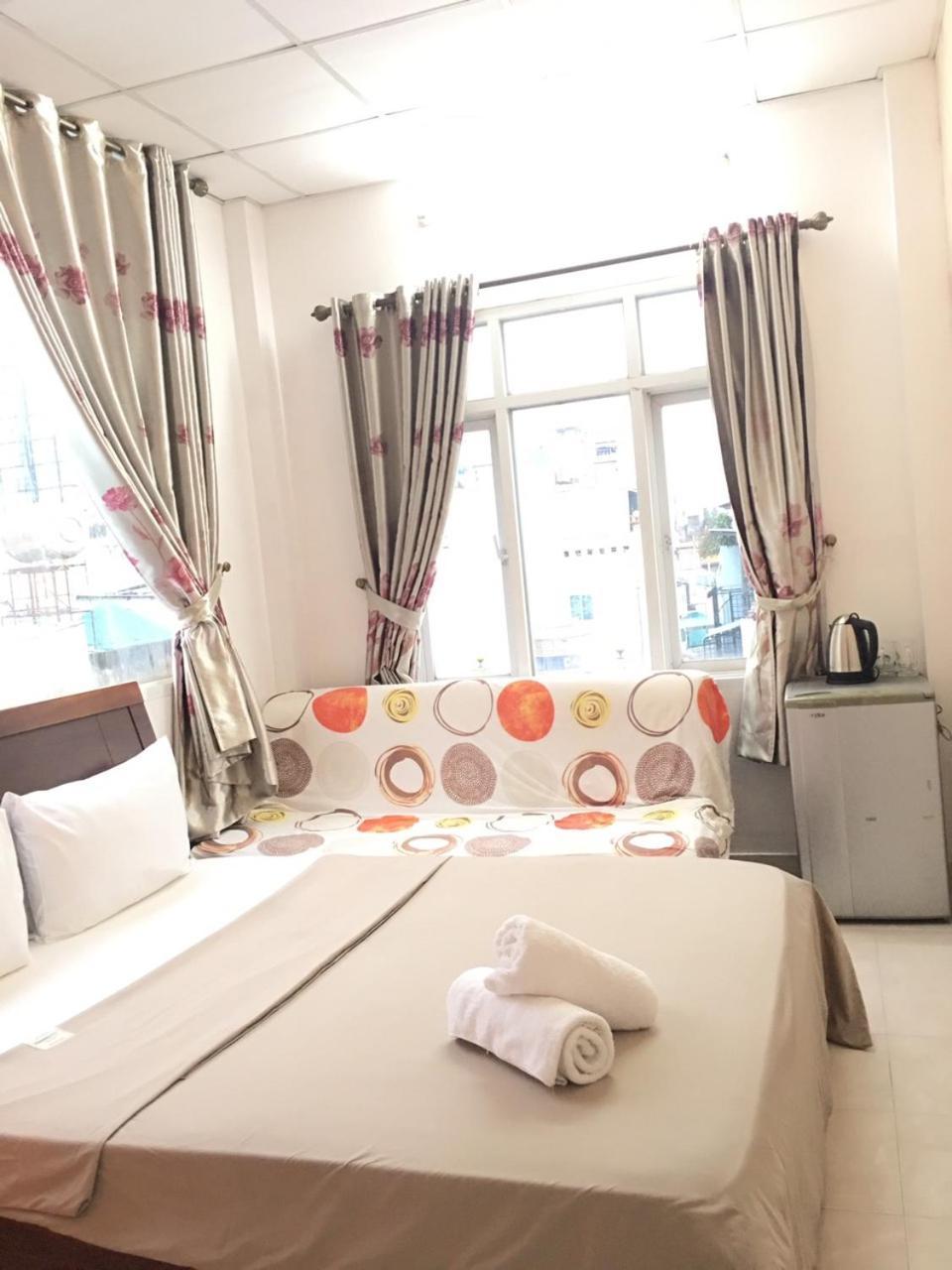 Thanhha Guesthouse At Bui Vien Walking Street Ho Şi Min Dış mekan fotoğraf