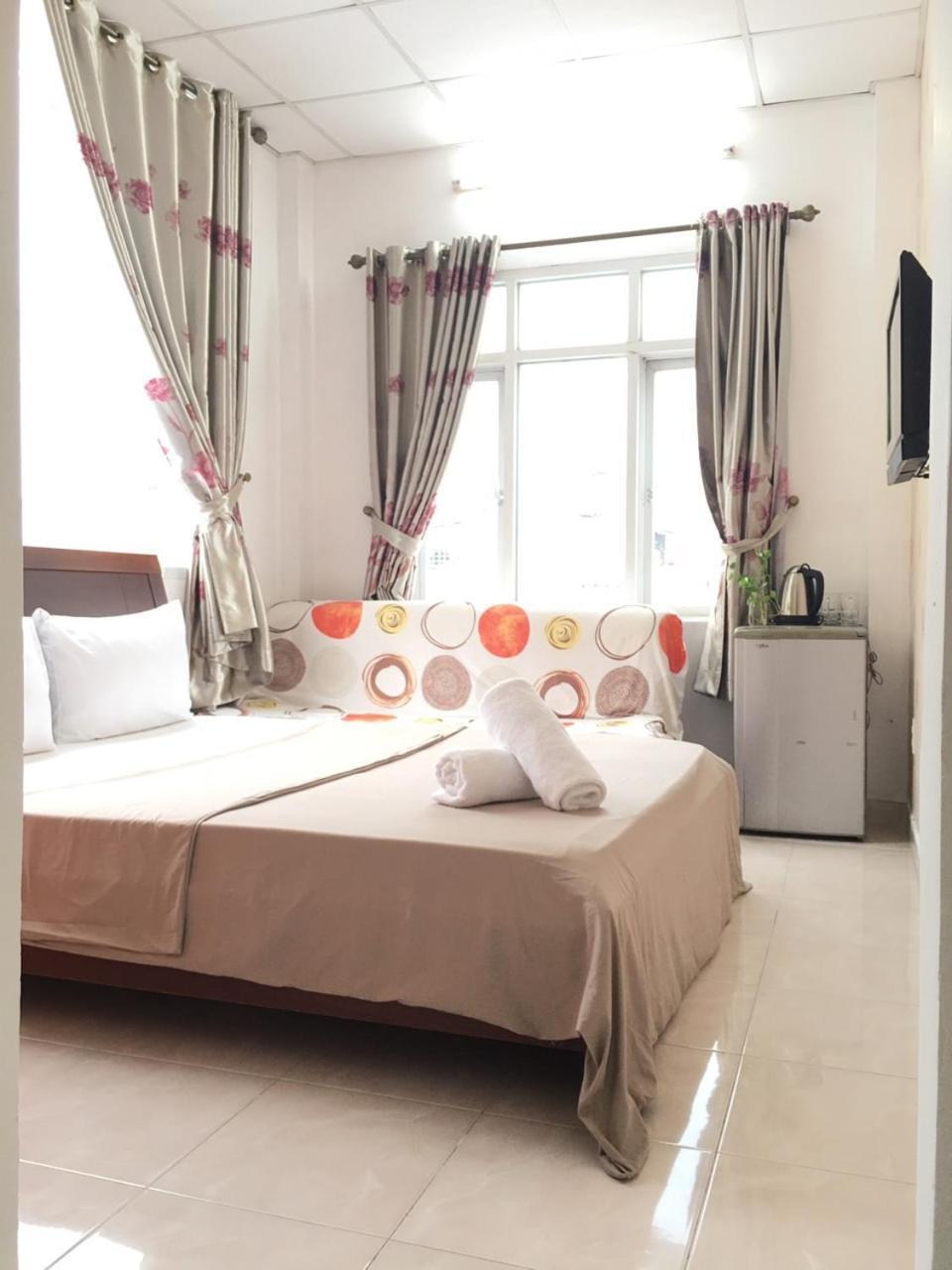 Thanhha Guesthouse At Bui Vien Walking Street Ho Şi Min Dış mekan fotoğraf
